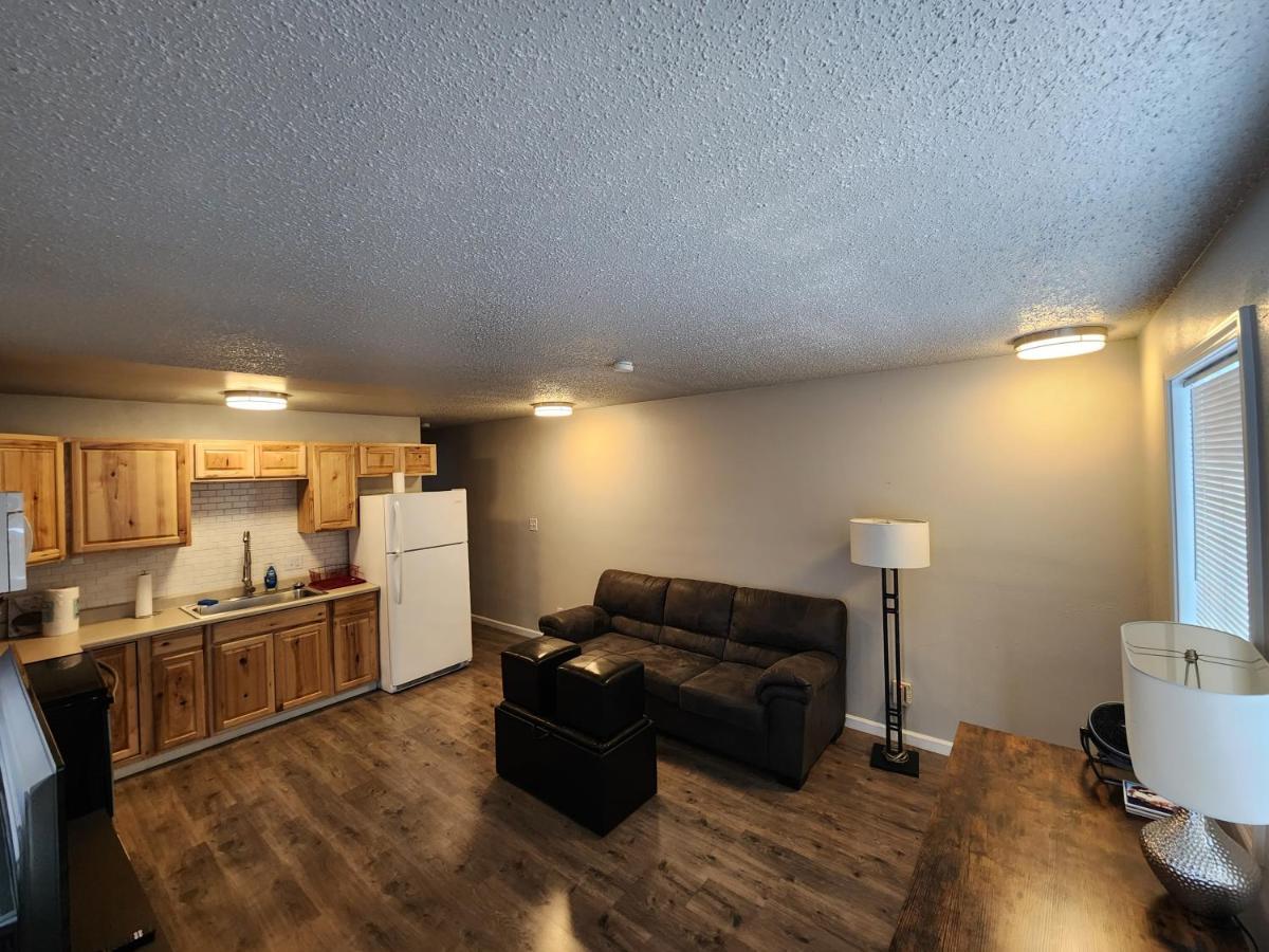 Nightshade Bnb Anchorage Exterior foto