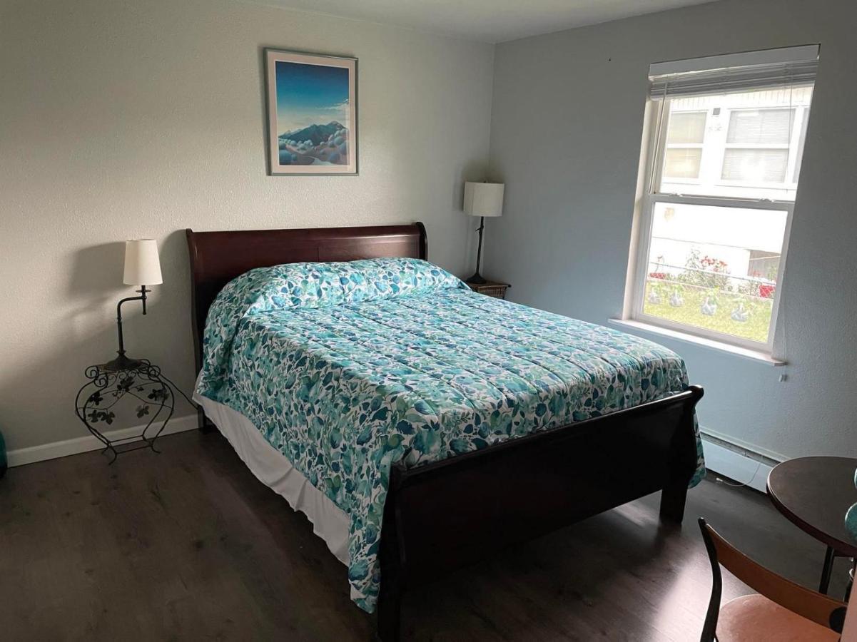 Nightshade Bnb Anchorage Exterior foto